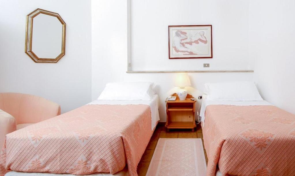 Hotel Su Barchile Orosei Ngoại thất bức ảnh